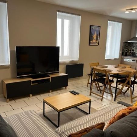 Bel Appartement 2 Chambres Au Coeur Du Village Eyragues 외부 사진