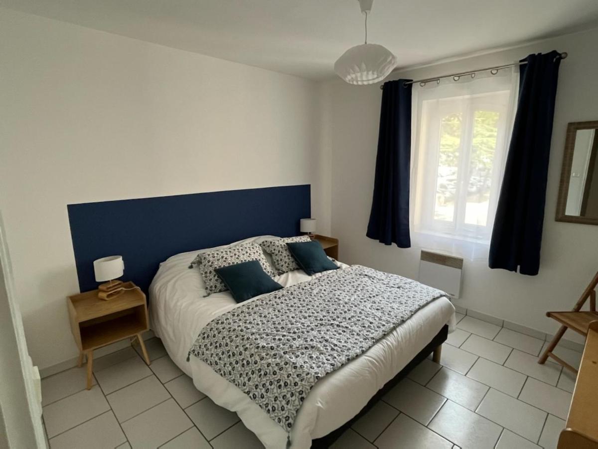 Bel Appartement 2 Chambres Au Coeur Du Village Eyragues 외부 사진