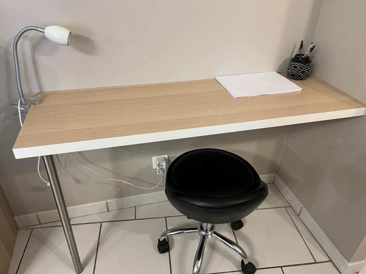 Bel Appartement 2 Chambres Au Coeur Du Village Eyragues 외부 사진
